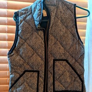 J crew vest size xs. Like new, purchased new, never worn